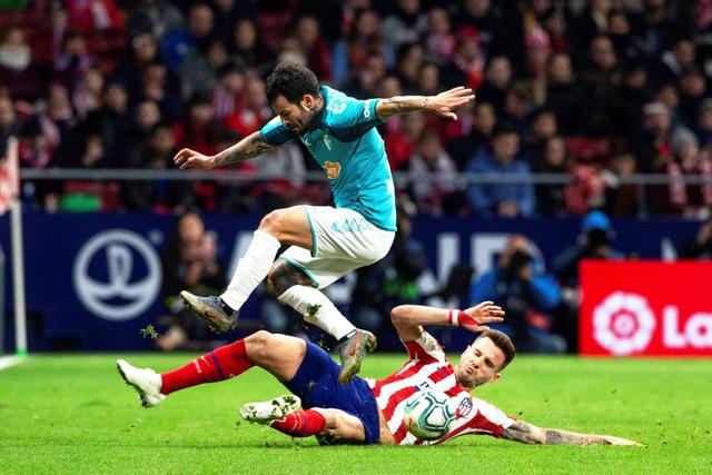 曝考辛斯打超三月薪35万美元 还要求带上家属